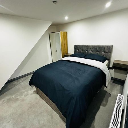 Perfect Stay Near Manchester Airport Wythenshawe Buitenkant foto