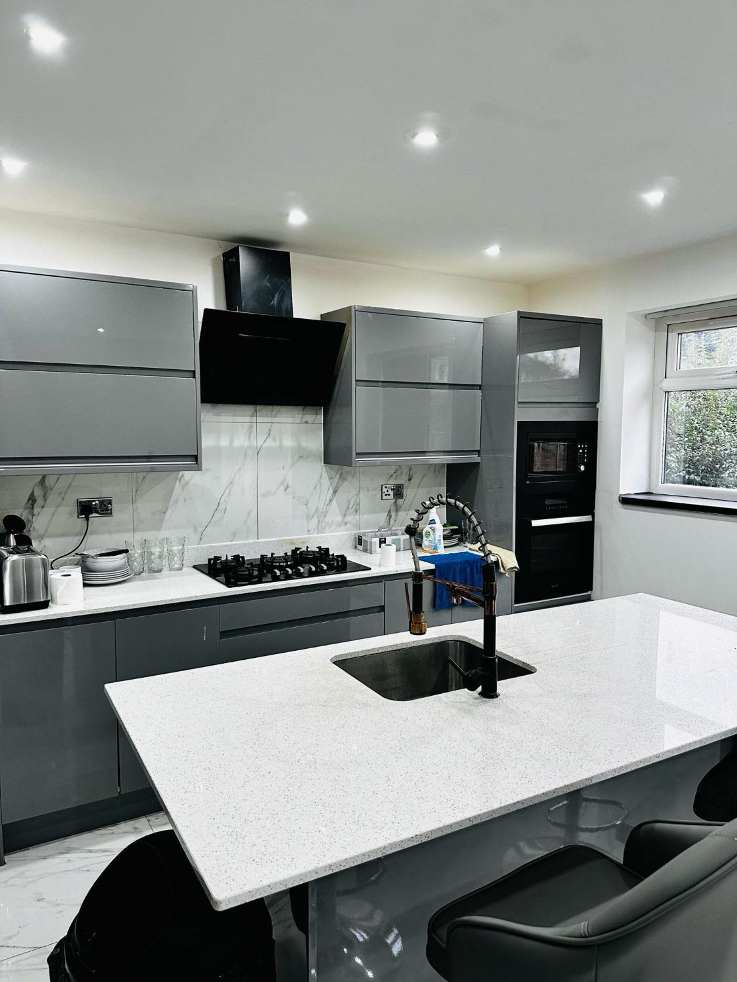 Perfect Stay Near Manchester Airport Wythenshawe Buitenkant foto
